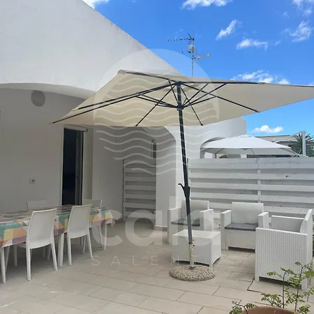 Malibu- A 50m By Cala Salento Сasa de vacaciones