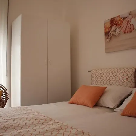 Malibu- A 50m By Cala Salento Holiday home