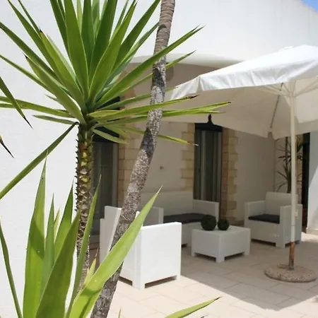 Malibu- A 50m By Cala Salento Holiday home Torre Lapillo