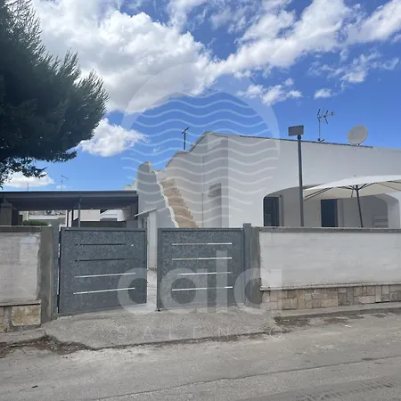 Malibu- A 50m By Cala Salento Prázdninový dům Torre Lapillo
